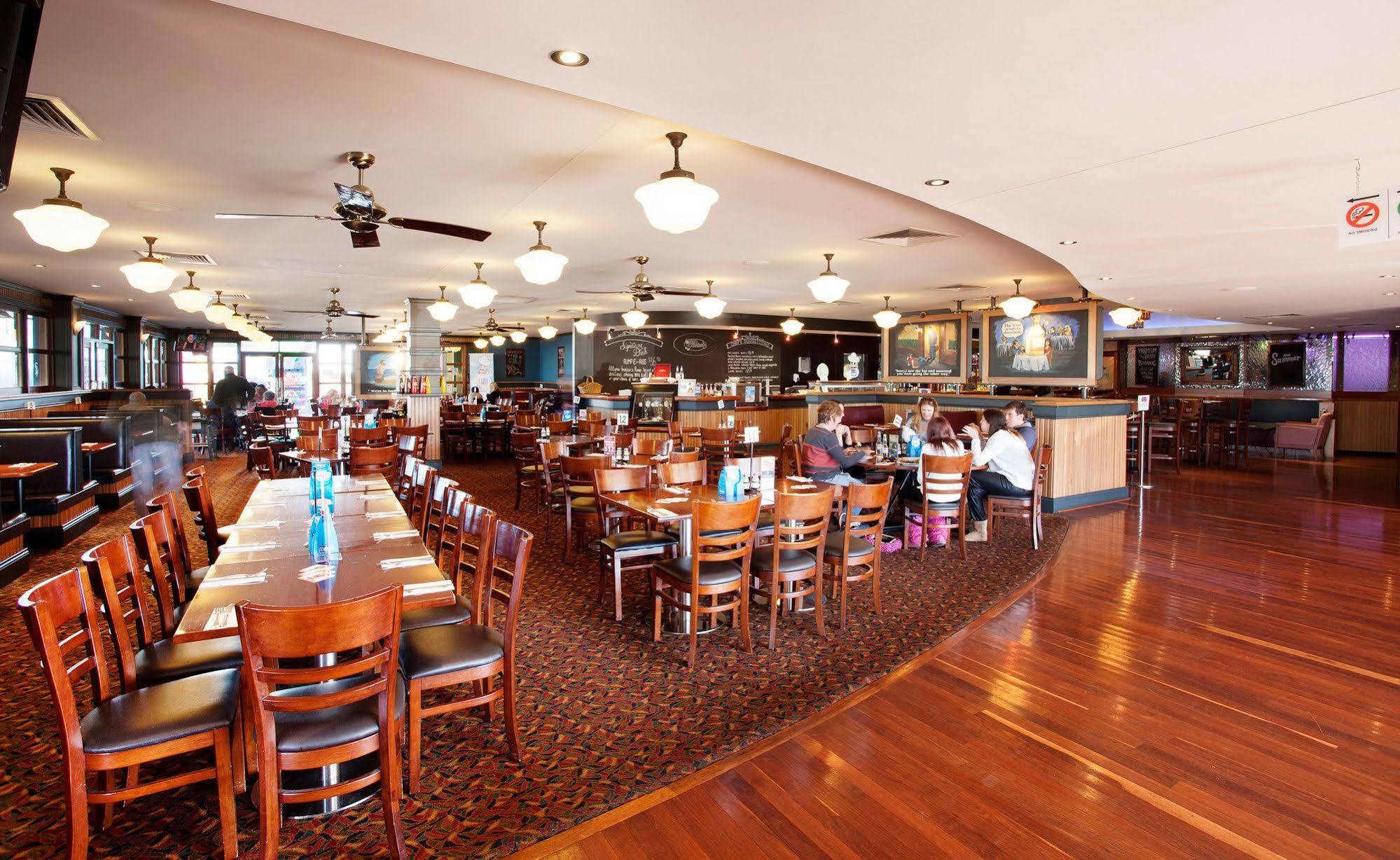 Wilsonton Hotel Toowoomba Bagian luar foto